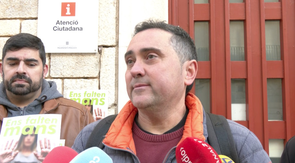 USTEC inicia la campanya ‘Ens falten mans!’, també a les Terres de l’Ebre