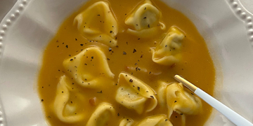Crema de carabassa amb tortel·loni