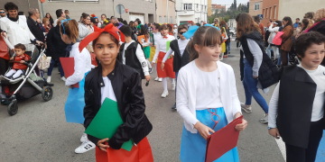 Desfilada infantil de disfresses del Carnaval de la Sénia