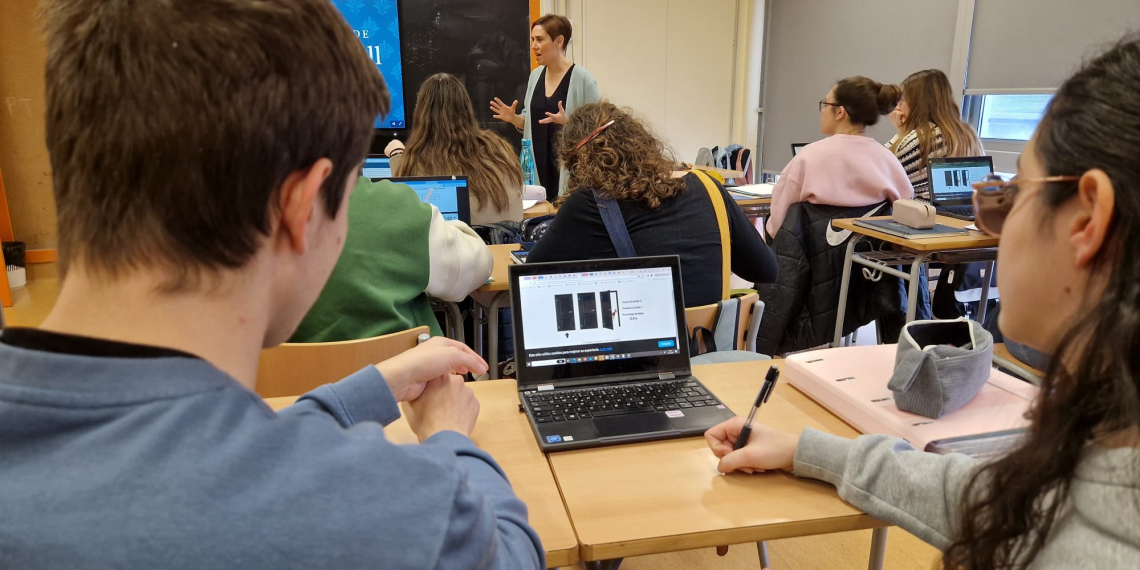 Alumnes de Batxillerat Internacional del Dertosa, joves doblement preparats