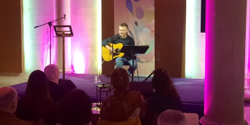 L’Ebre recorda Estellés, Salvat-Papasseit i Vergés en el Dia Mundial de la Poesia