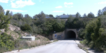 La Cala Gestió haurà de pagar 240.000 euros per un pont que no s’ha construït