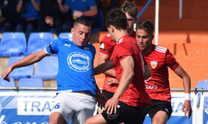 La UE Rapitenca afronta un partit vital per la permanència contra el cuer Castelldefels