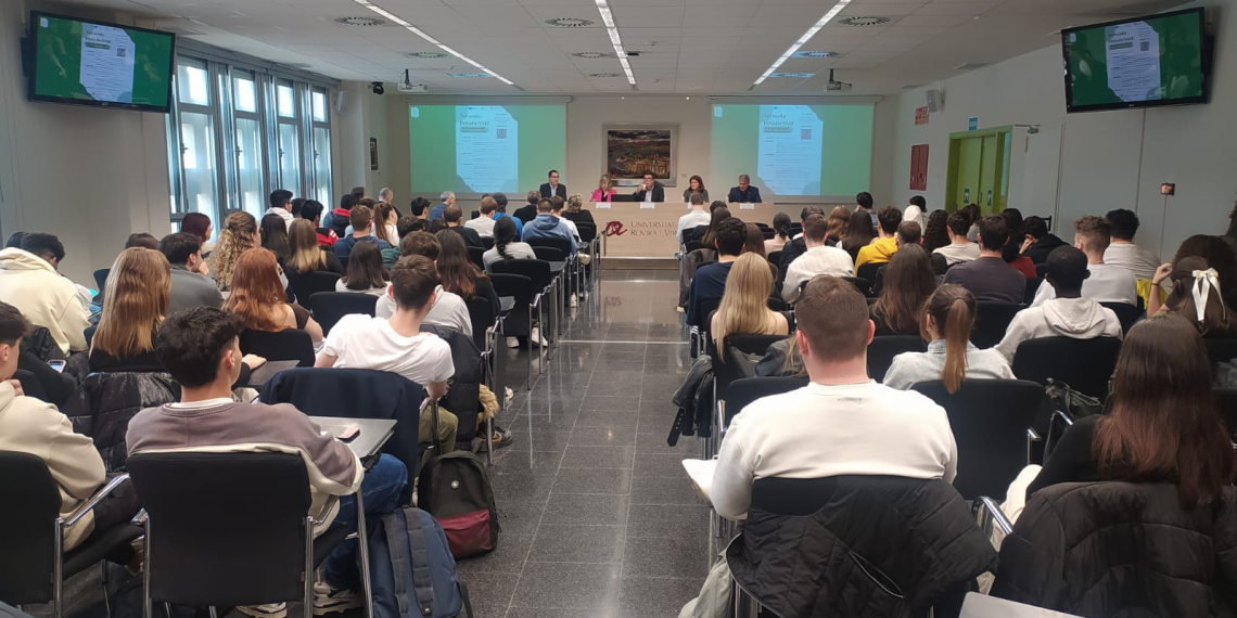 La URV aborda amb les pimes de l’Ebre els reptes de la transformació digital