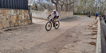 La Rapitenca perd (3-1) al camp del Badalona, tot i donar la cara