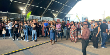 El Perelló tanca amb èxit una renovada fira de la mel i l’oli amb més de 15.000 visitants