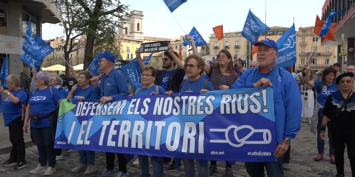 La PDE es suma a les manifestacions en defensa dels rius i el territori a Girona