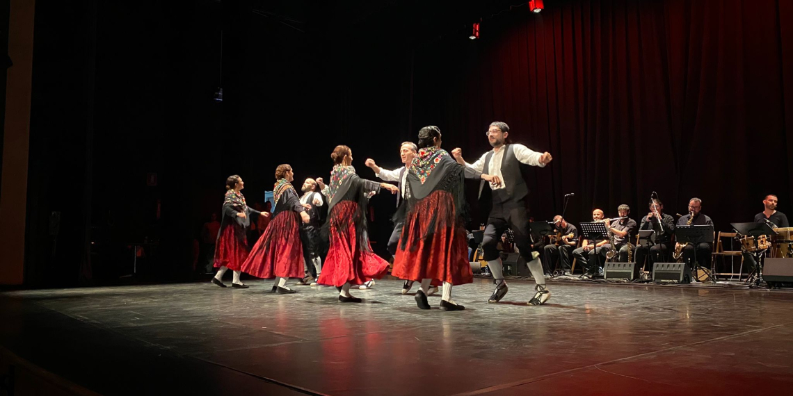 Saragatona torna als escenaris per presentar un nou disc amb molta història i dir adéu