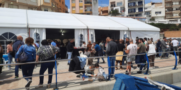 La Diada de la Tonyina Roja omple de menjar i beguda l’Ametlla de Mar