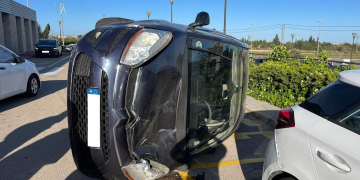 Denuncien una conductora per quadruplicar la taxa d’alcohol i causar un accident a l’Aldea