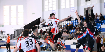 El Puerto Sagunto de Toni Malla empata (27-27) amb el Sinfín de Santander a la Lliga Asobal