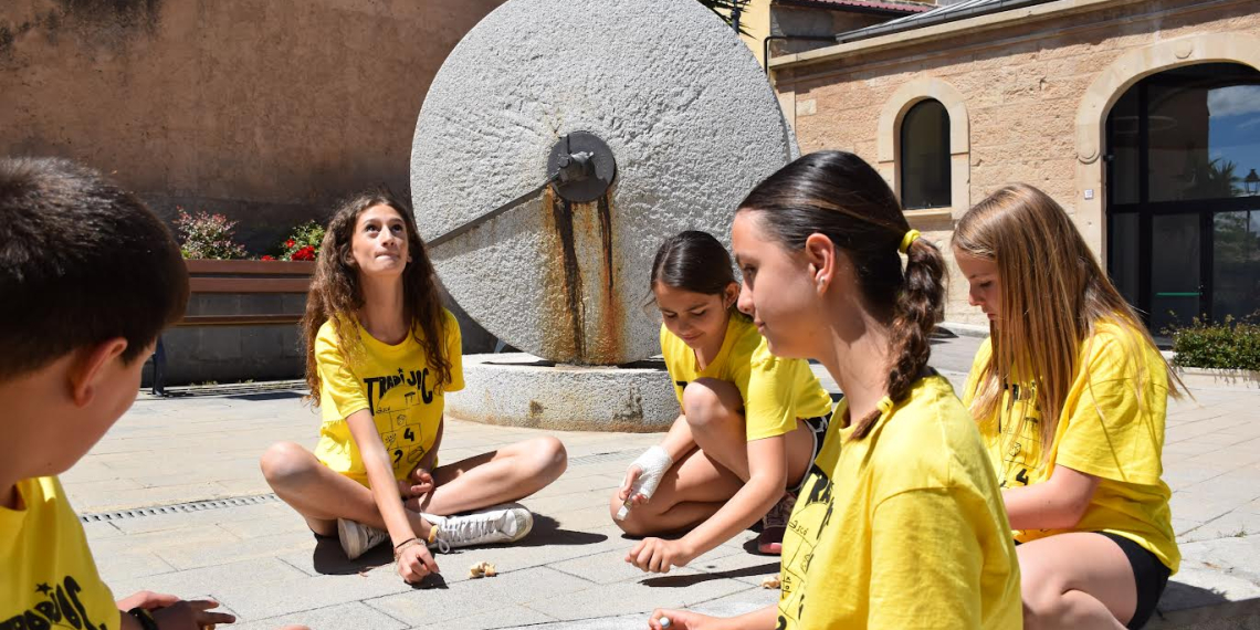 Prop de 300 alumnes participen en la 18a edició del Tradijoc a Ascó