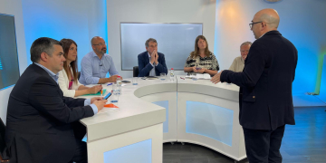 Cordialitat i alguns dards creuats al debat electoral de Canal 21 Ebre
