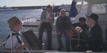 Els Quicos estrenen videoclip de ‘La Farola’ amb Miquel del Roig, autor de la mítica cançó