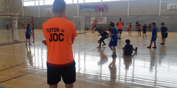 Jornada de cloenda de la promoció del minihandbol a les escoles del Baix Ebre