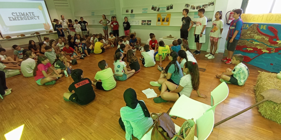 L’alumnat de l’escola Sant Jaume pren consciència de la regressió del Delta