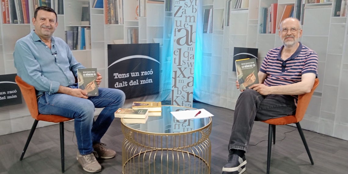 Bernat Navarro, a Tens Un Racó Dalt del Món