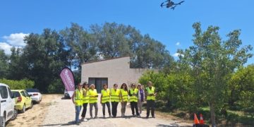 Dones emprenedores del món rural aprenen a volar drons des d’Aldover