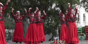 Actuacions de grups de sevillanes i flamenc a la VII Feria de Abril de Tortosa
