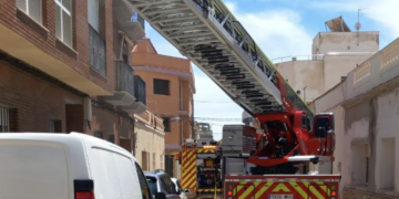 Un ferit greu en una explosió en un pis de Camarles