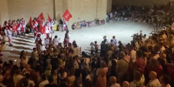 Grups locals lamenten el ‘menyspreu’ dels Abanderats i demanen una disculpa pública