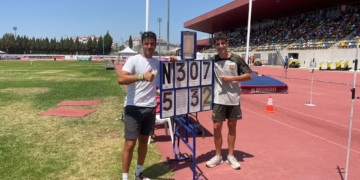 L’ampostí Adrià Ripollés, campió d’Espanya sub’20 de perxa, amb nou rècord dels campionats i bitllet per competir al Mundial de la categoria