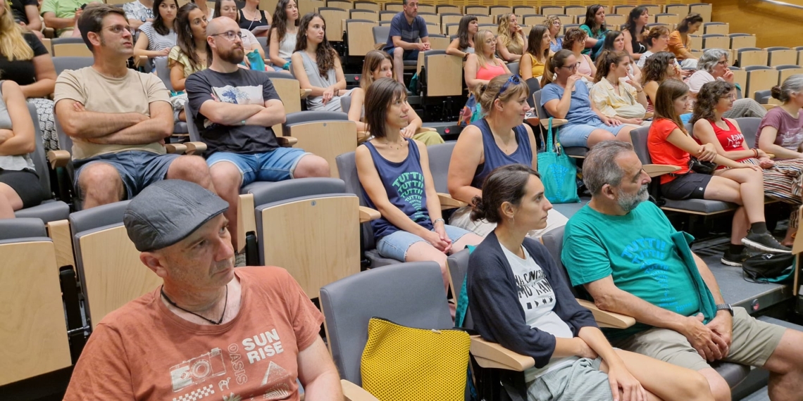 Els Bombers afronten una campanya amb incendis cada cop més violents 