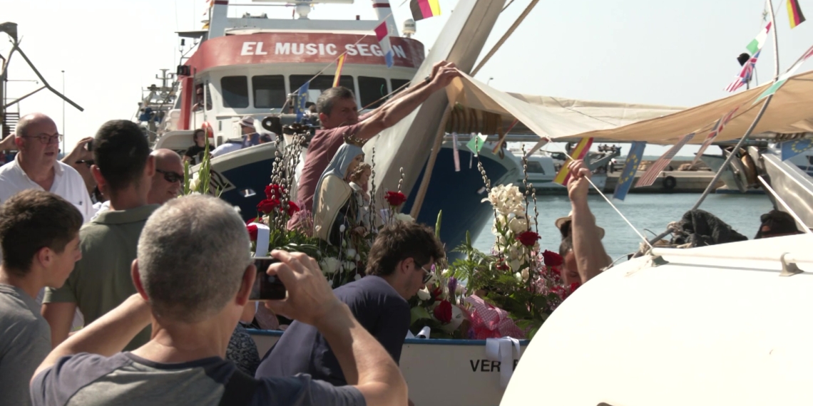 Processó marinera per la Mare de Déu del Carme a la Ràpita