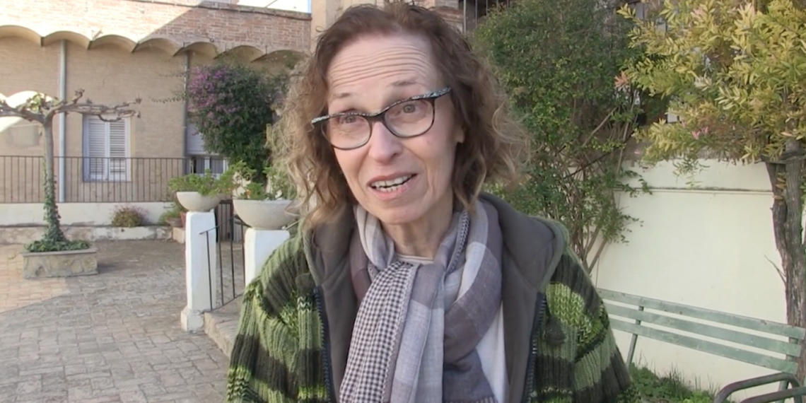 La directora de Càritas Interparroquial, Cinta Jardí, portarà l’Estendard de l’Arxiconfraria durant la processó de la Cinta