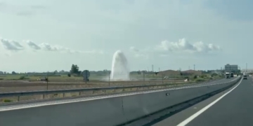 Nou trencament de la canonada del CAT a l’Aldea, que es preveu reparar en 24 hores