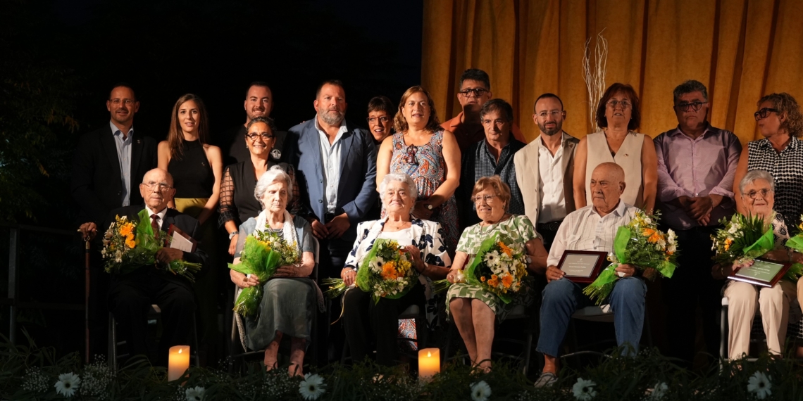 La Ribera d’Ebre homenatja la seva gent gran en una emotiva festa comarcal