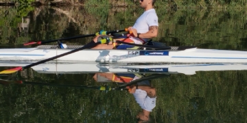 Els dos bots de l’equip paralímpic espanyol de rem, entrenats per l’ampostí David Morales, a la repesca dels Jocs de París