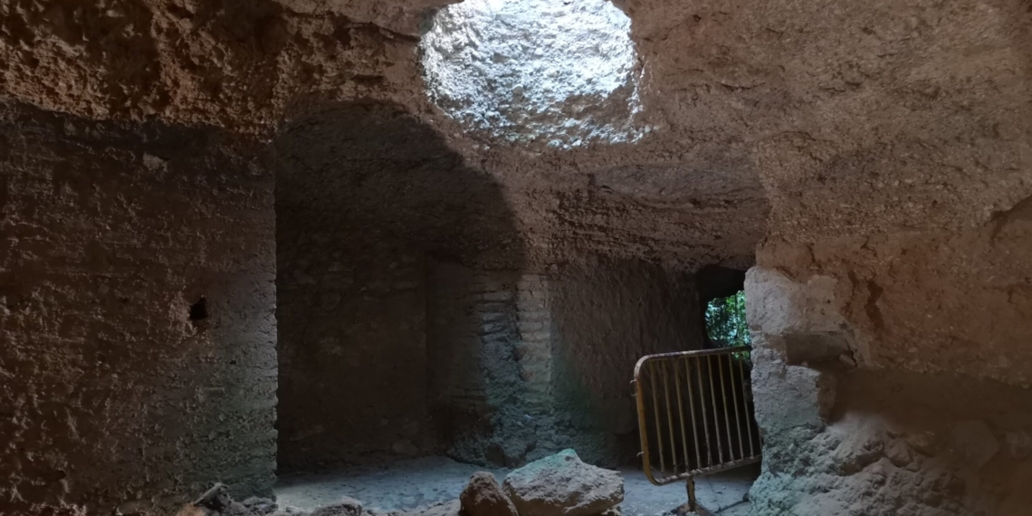 A punt de començar les obres que faran visitables les galeries de la Suda