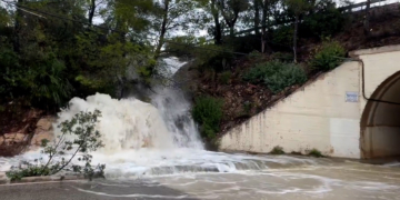 Les pluges provoquen inundacions a l’Ametlla de Mar