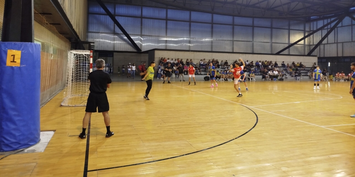 La Rapitenca debuta a la Lliga Elit empatant (2-2) amb el Sant Just a la Devesa