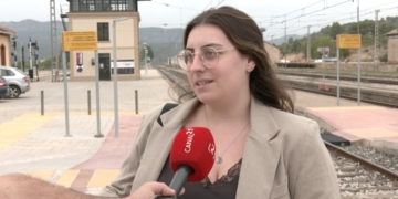 Usuaris de l’R15: ‘El trajecte és una odissea, sembla que viatgis al cul del món’