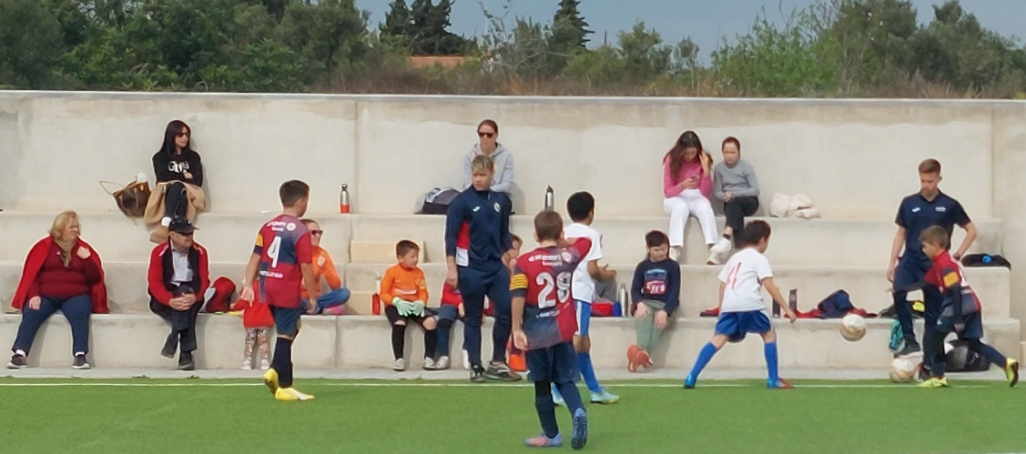 Un total de 38 equips comencen dissabte la competició de futbol-7 dels Jocs Esportius Escolars del Baix Ebre