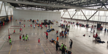 La competició de minihandbol dels Jocs Esportius Escolars pel sistema de trobades comença a Tortosa amb la inscripció de 25 equips