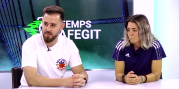 Agustí Martí, entrenador de l’Aldeana femení, i la jugadora Judit Borràs