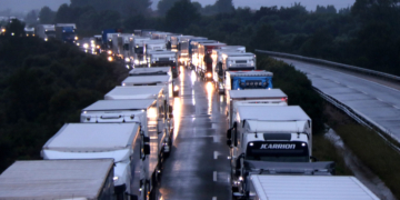 Els Mossos aixequen els punts de tall de trànsit establerts per la previsió de fortes pluges