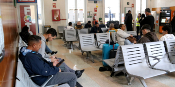 Caos, manca d’informació i desesperació: Balanç dels usuaris de Renfe rere el primer mes del tall ferroviari