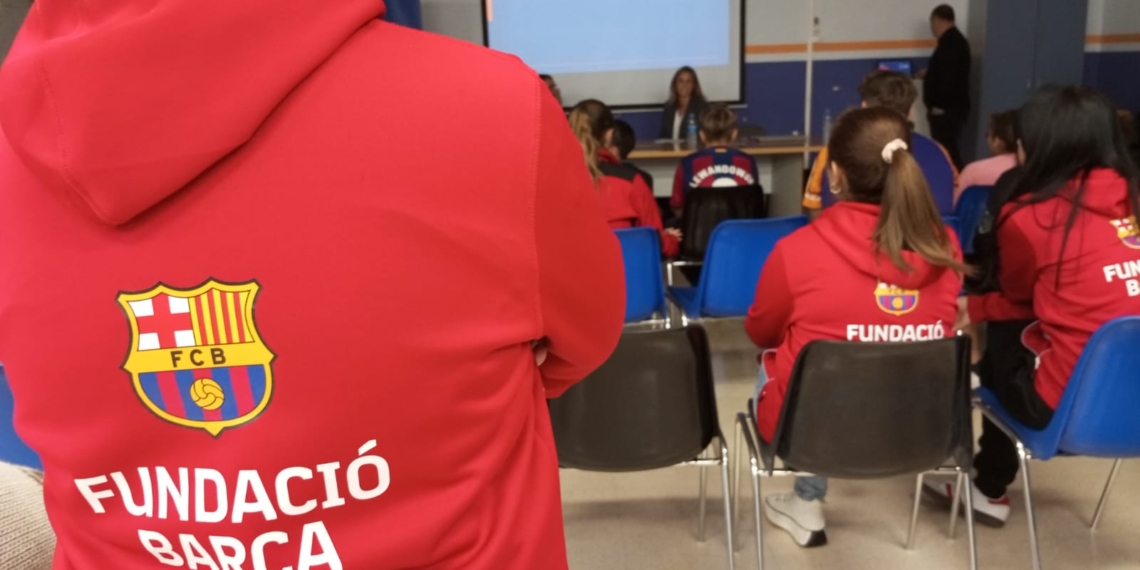 El Perelló acull el projecte Barça Activa’t, un programa d’acompanyament de joves en la pràctica esportiva i els estudis