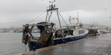 El fort onatge obliga les barques del port de la Ràpita a quedar-se a terra