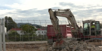 Primers moviments d’obra als terrenys de les dues llars d’infants públiques a Tortosa