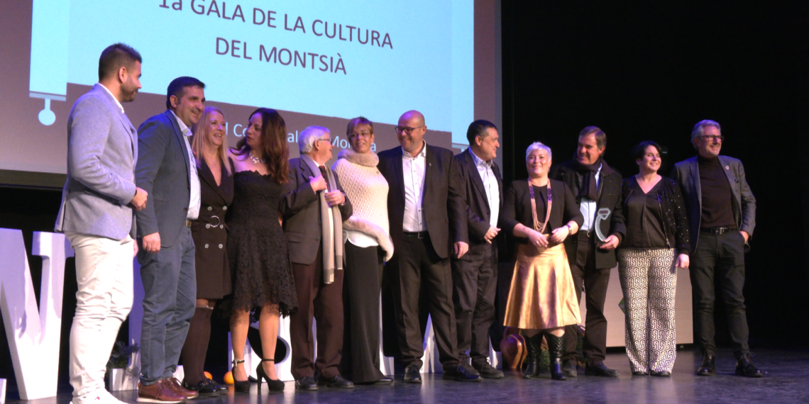 La primera Gala de la Cultura del Montsià s’estrena amb un gran nombre de premiats