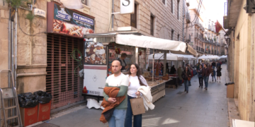 L’encesa de llums dona el tret de sortida a una extensa programació nadalenca a la Ràpita