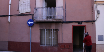 Fiscalia demana 171 anys de presó per als nou acusats de la mort d’un jove de Roquetes que va caure pel balcó