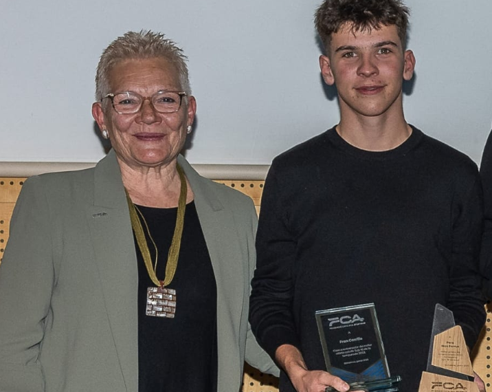 L’asconenc Pere Mas distingit com a millor atleta en categoria masculina sub’16 a la Festa de l’Atletisme Català