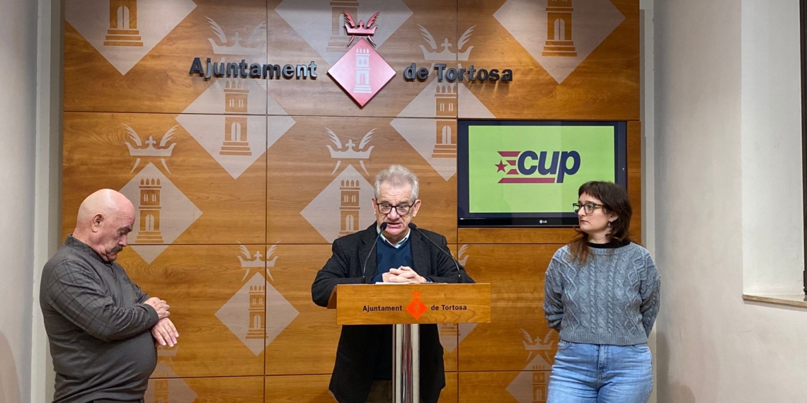 La Plataforma per un Nou Hospital i la CUP demanen l’aturada de l’ampliació de l’HTVC 