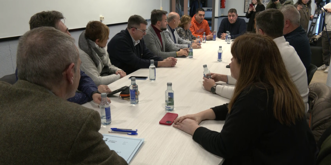 Una desena d’alcaldes ebrencs es reuneixen, sense Tortosa, per a discutir la ubicació del nou Hospital de les Terres de l’Ebre